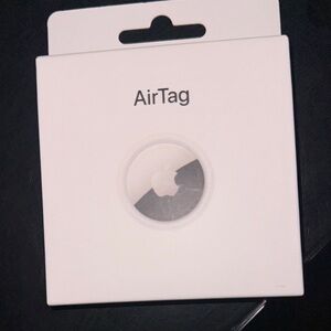 Apple AirTag for tracking ANYTHING.